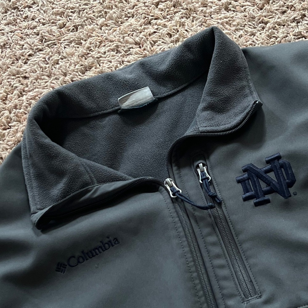 Columbia Notre Dame Fighting Irish Softshell Jacket Mens XL Gray Full Zip Coat